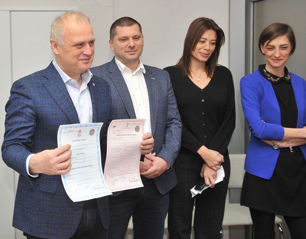 Представљене е апликације за вођење матичних књига